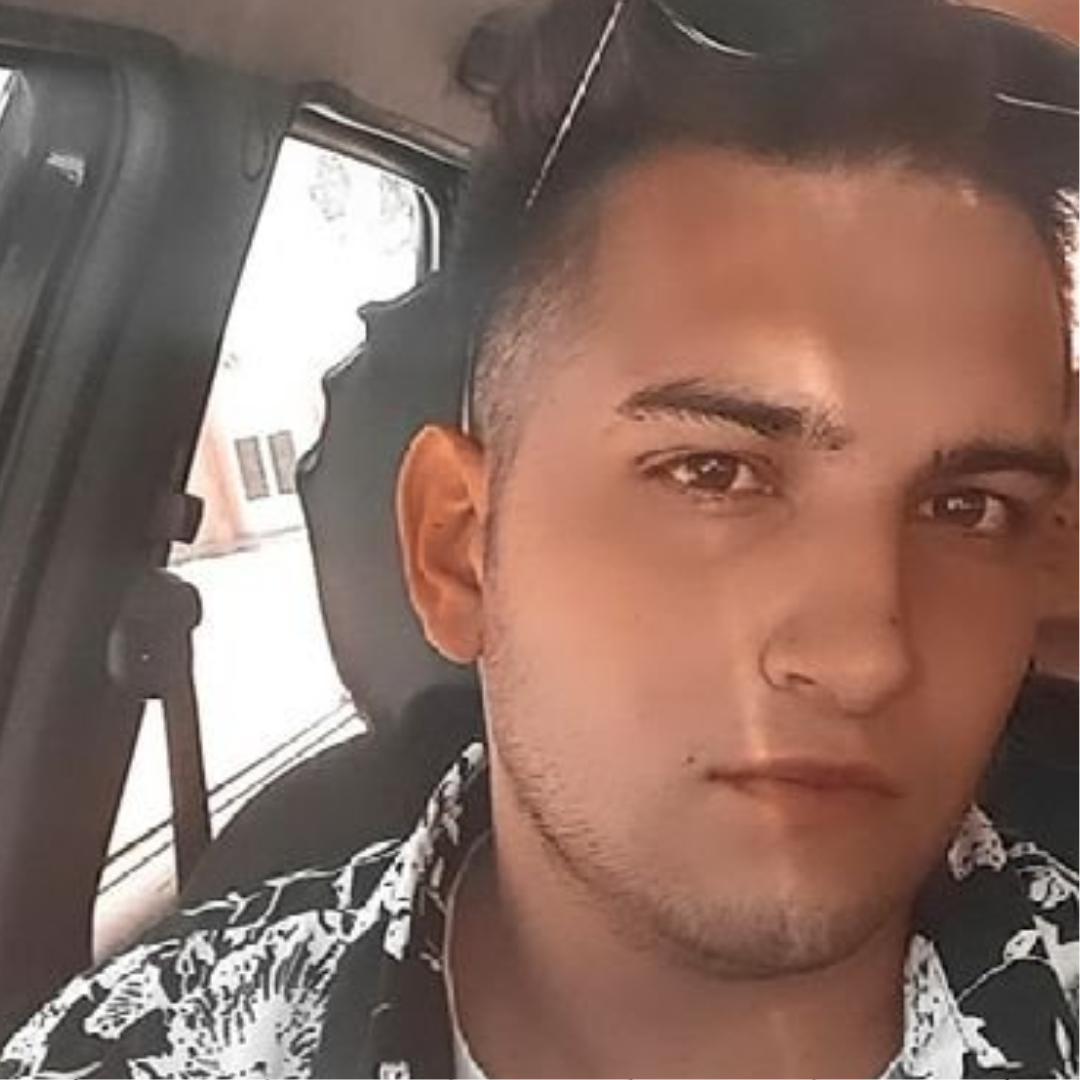 <em>Juan Manuel R.</em>